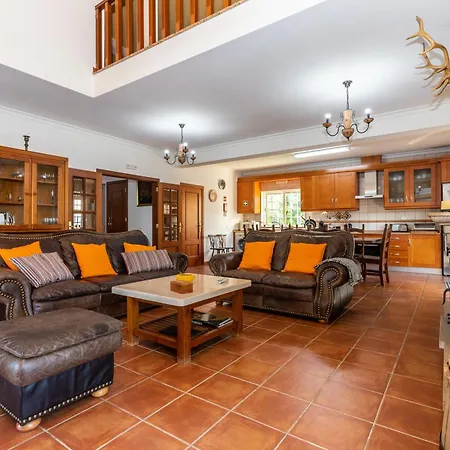 Vivenda V5 With Swimming Pool, Garden And Park * Vila Nova de Cacela
